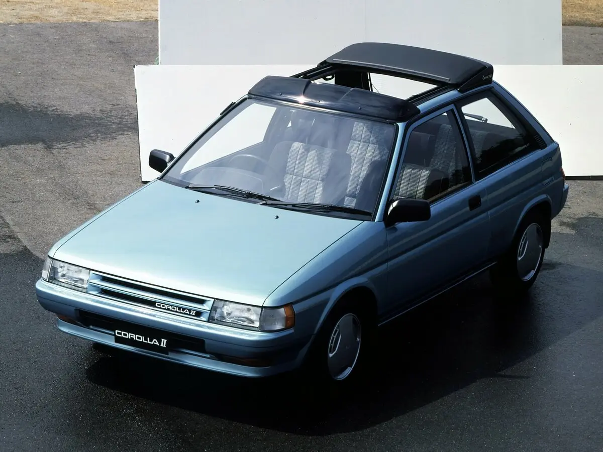 Toyota Corolla II III (L30) Хэтчбек 3 дв.