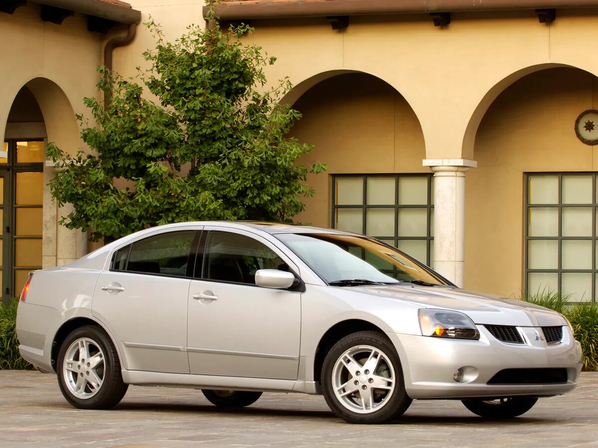 Mitsubishi Galant IX