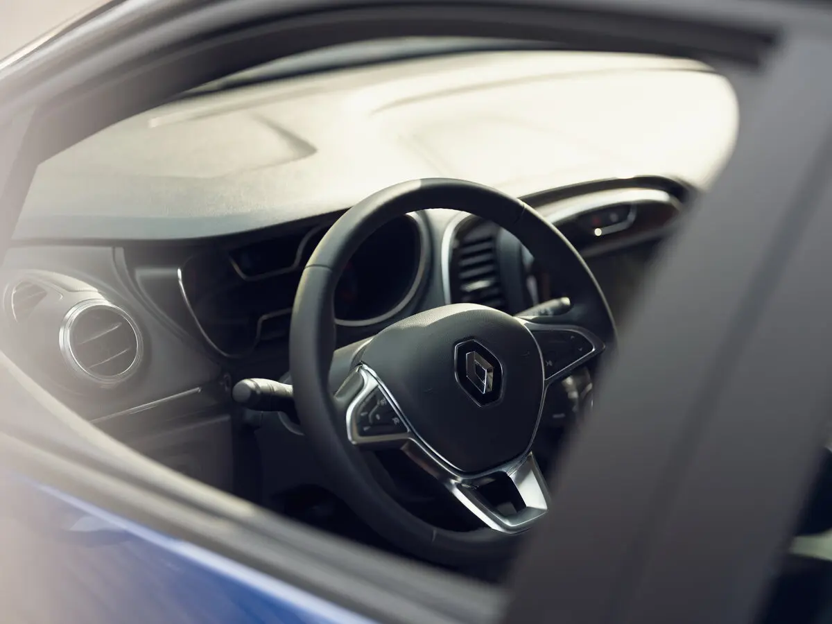 Renault Kaptur I Рестайлинг Внедорожник 5 дв. — фото 8