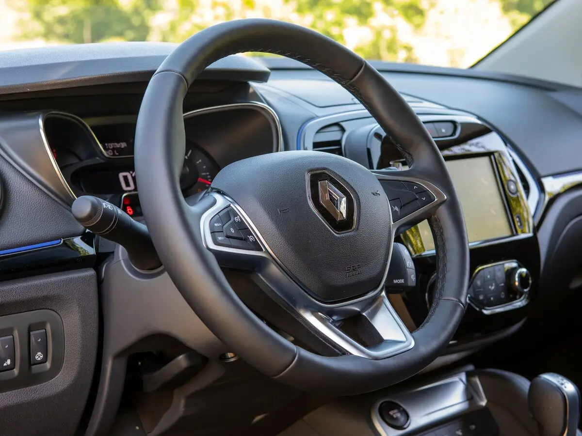 Renault Kaptur I Рестайлинг Внедорожник 5 дв. — фото 29