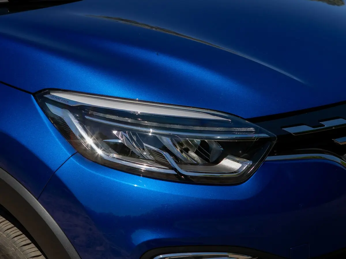 Renault Kaptur I Рестайлинг Внедорожник 5 дв. — фото 35