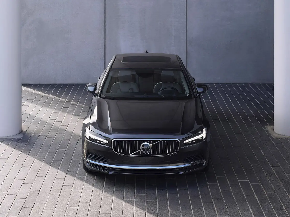 Volvo S90 II Рестайлинг Седан — сүрөт 3