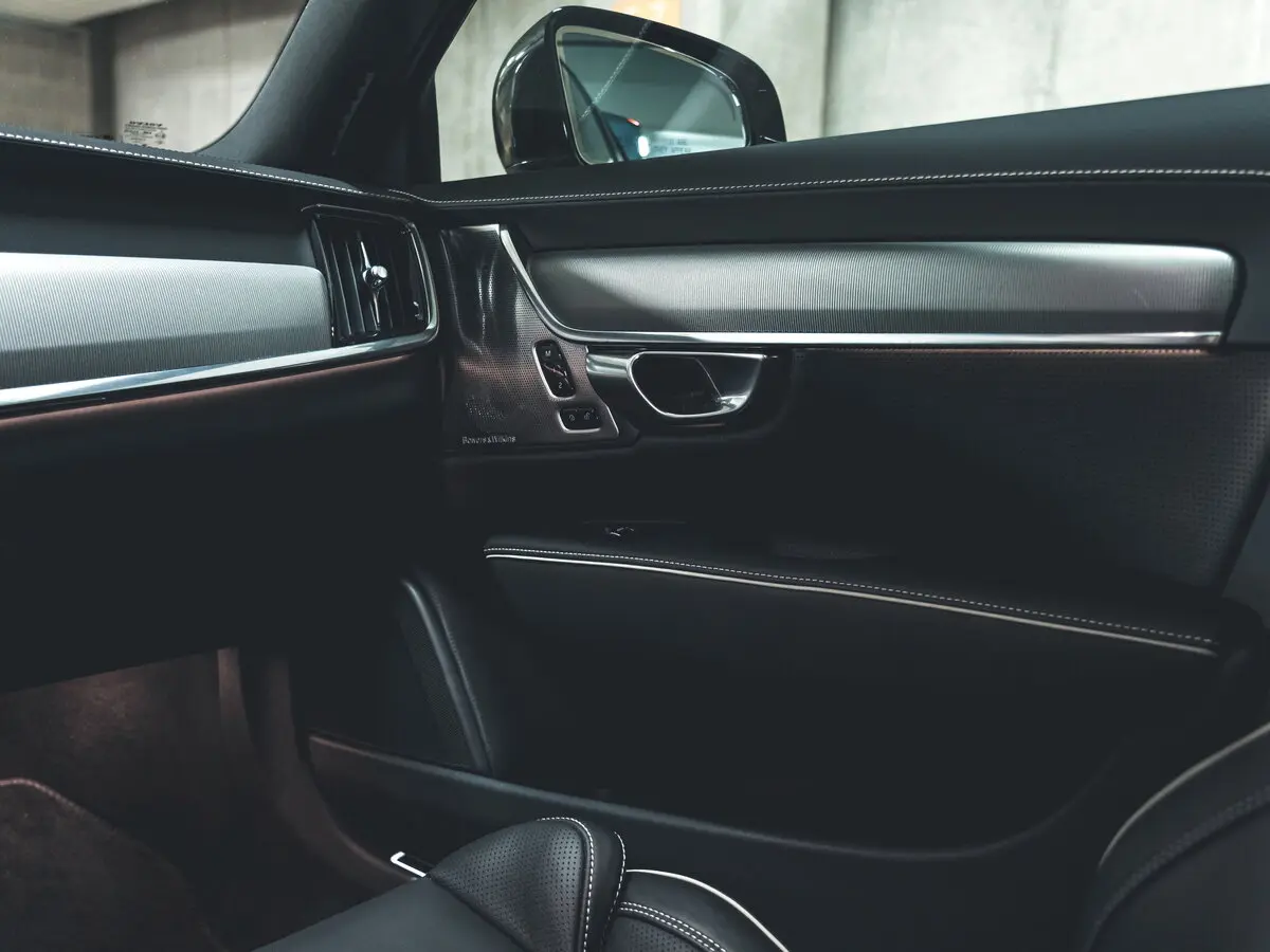 Volvo S90 II Рестайлинг Седан — сүрөт 12