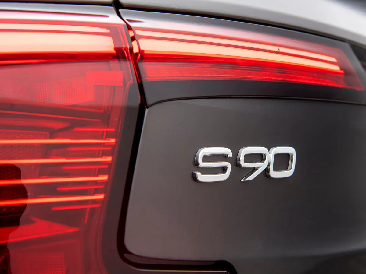 Volvo S90 II Рестайлинг Седан — сүрөт 17
