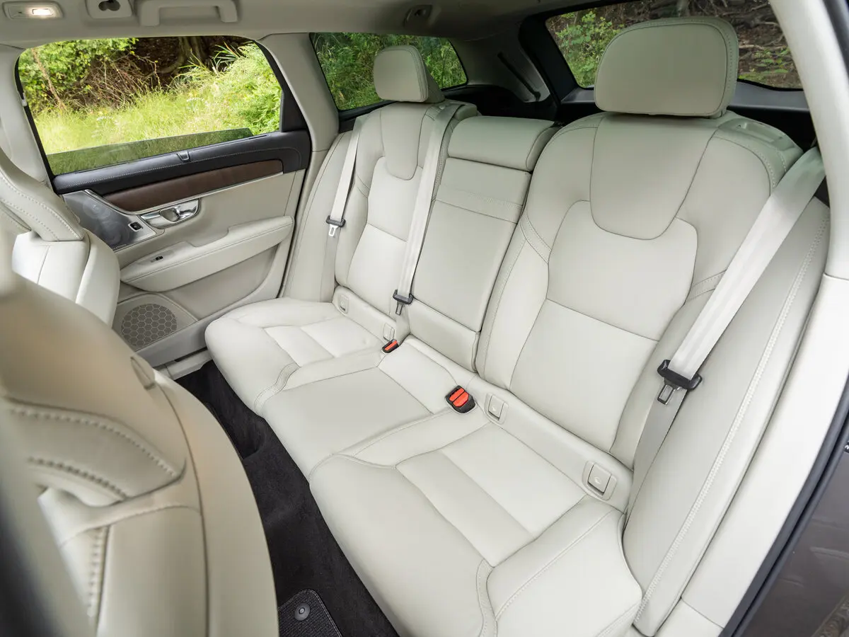 Volvo V90 Cross Country I Рестайлинг Универсал 5 дв. — photo 11