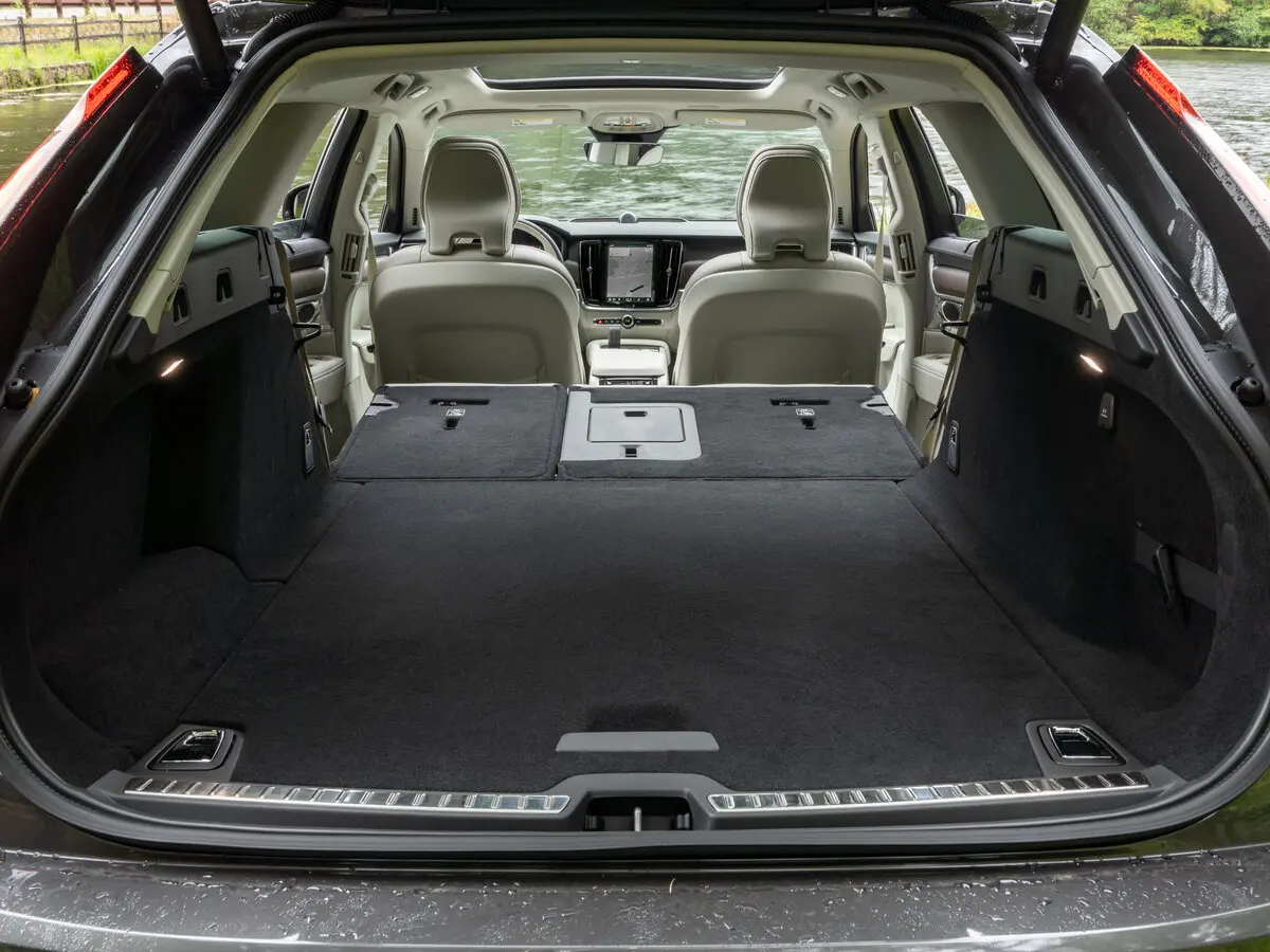 Volvo V90 Cross Country I Рестайлинг Универсал 5 дв. — photo 14