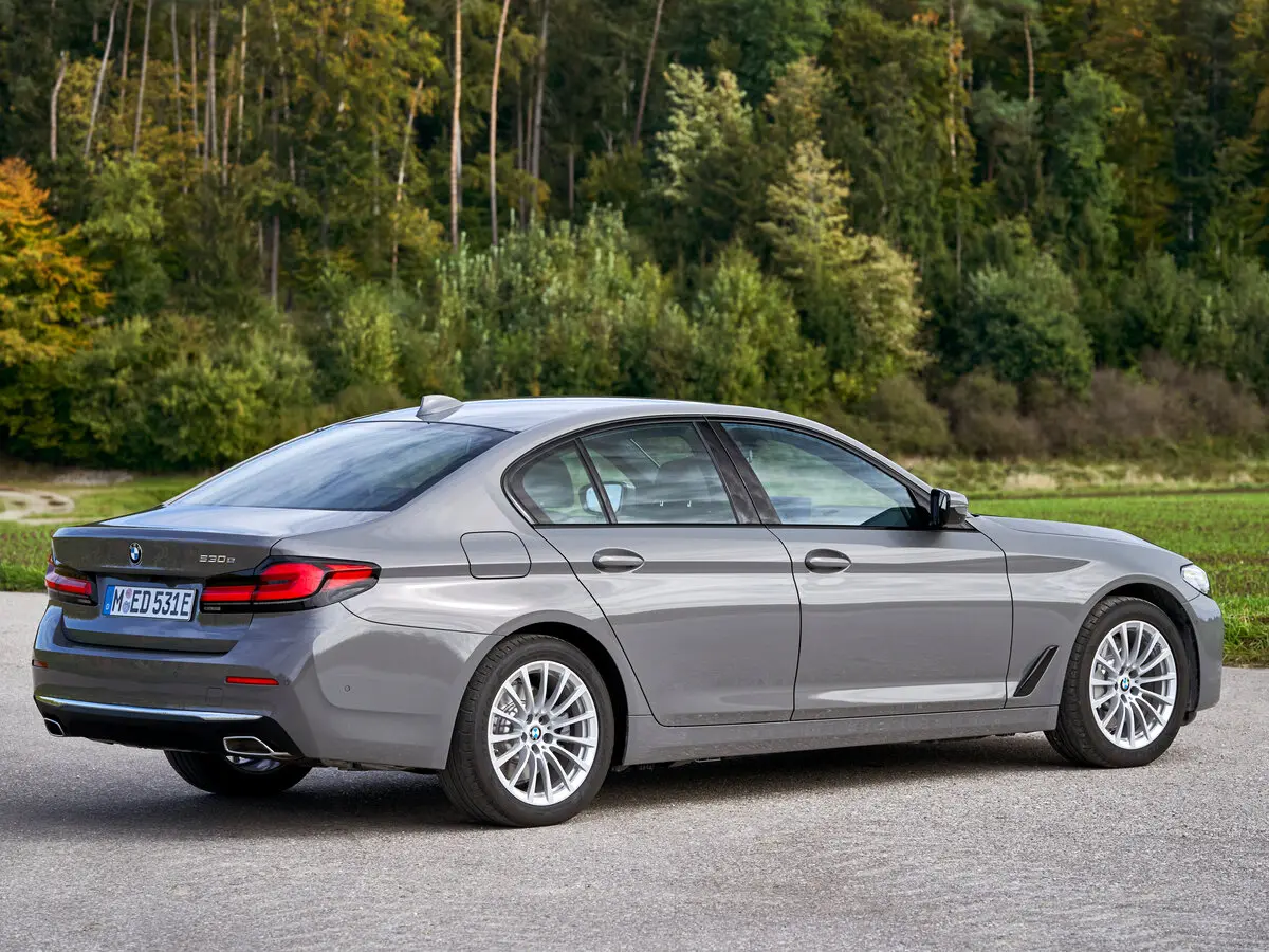 BMW 5 серии VII (G30/G31/G38) Рестайлинг Седан — фото 5