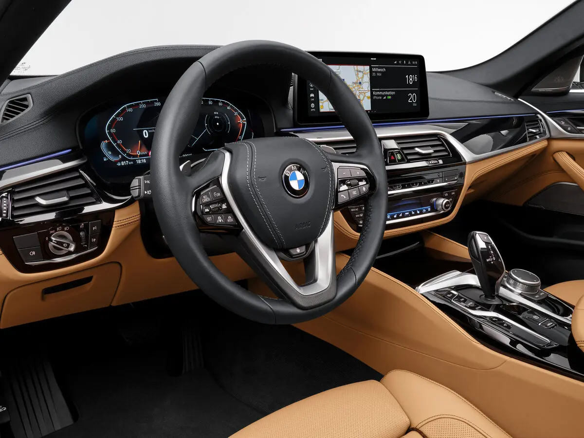BMW 5 серии VII (G30/G31/G38) Рестайлинг Седан — фото 7