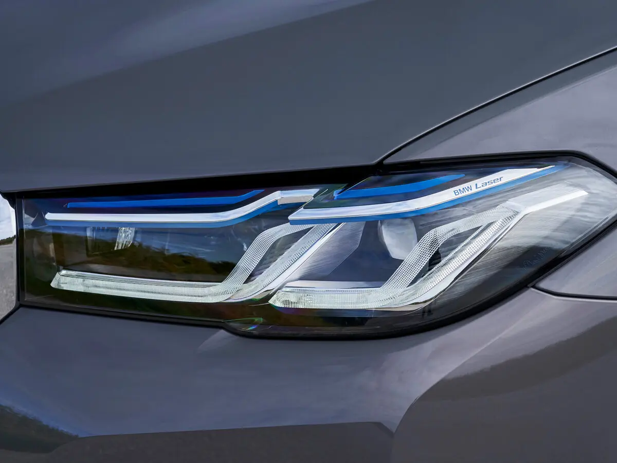 BMW 5 серии VII (G30/G31/G38) Рестайлинг Седан — фото 13