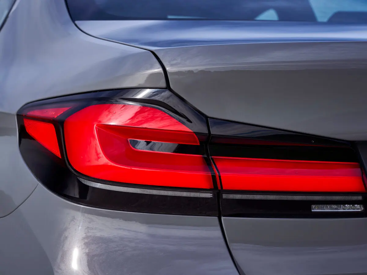 BMW 5 серии VII (G30/G31/G38) Рестайлинг Седан — фото 14