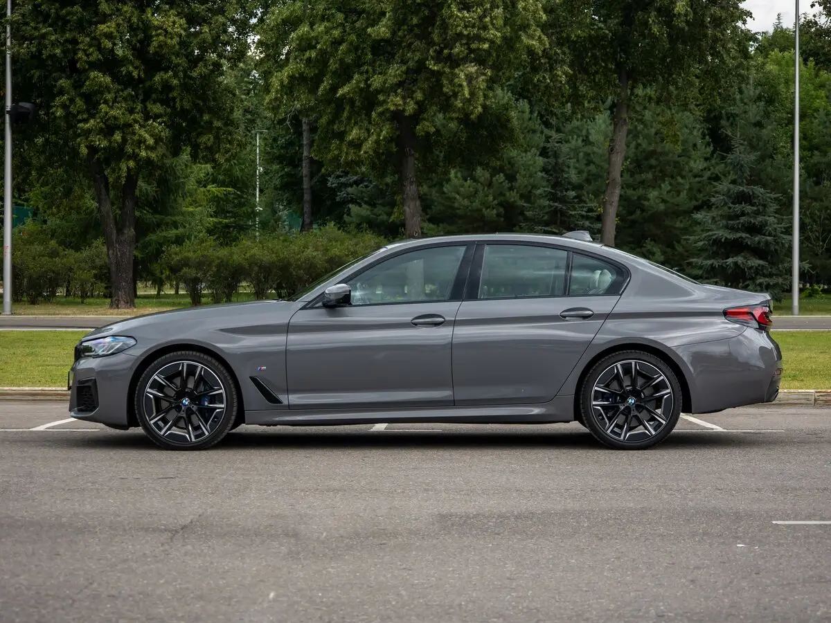 BMW 5 серии VII (G30/G31/G38) Рестайлинг Седан — фото 19