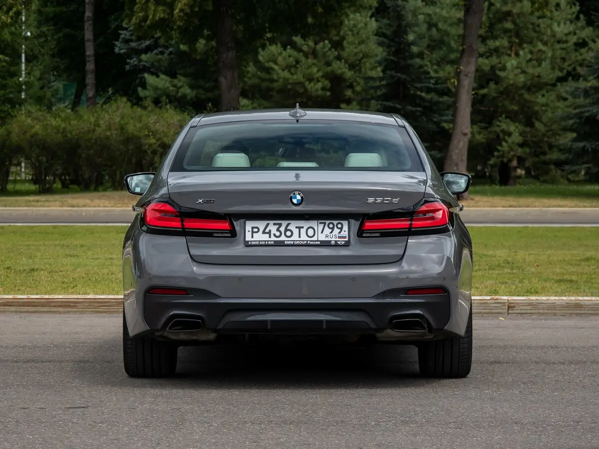 BMW 5 серии VII (G30/G31/G38) Рестайлинг Седан — фото 21