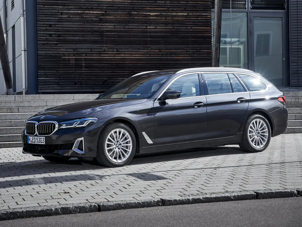 BMW 5 серии VII (G30/G31/G38) Рестайлинг Универсал 5 дв.