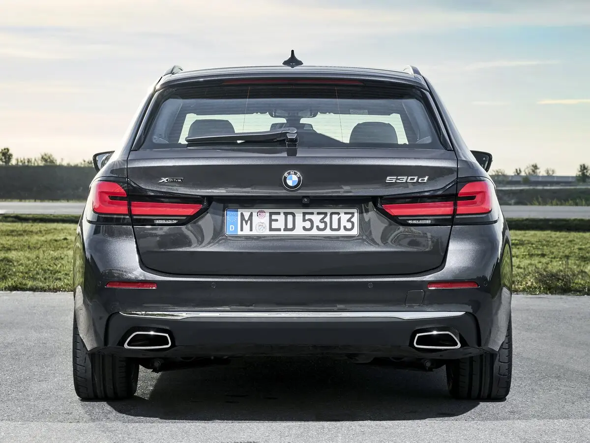 BMW 5 серии VII (G30/G31/G38) Рестайлинг Универсал 5 дв. — фото 4