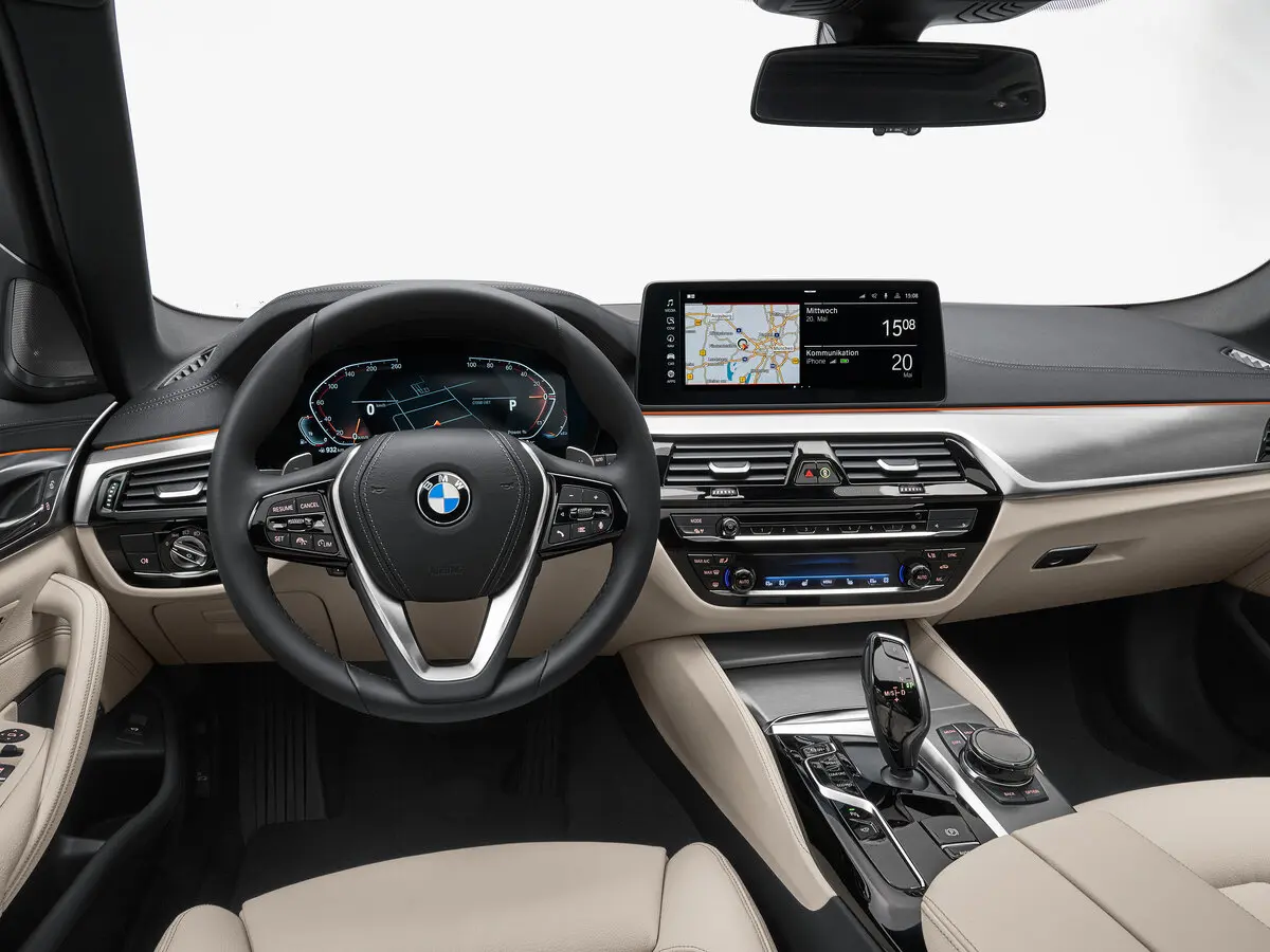 BMW 5 серии VII (G30/G31/G38) Рестайлинг Универсал 5 дв. — фото 6