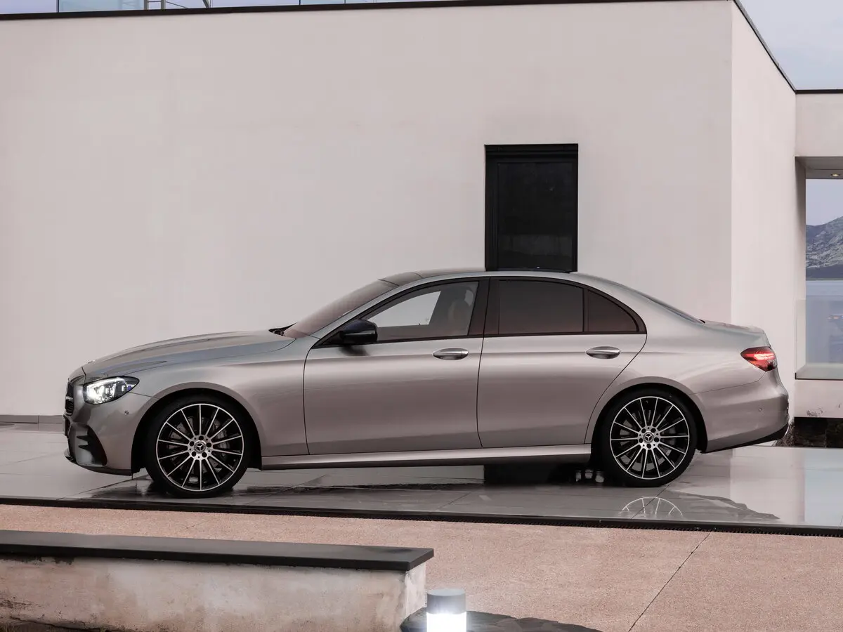 Mercedes-Benz E-Класс V (W213, S213, C238) Рестайлинг Седан — фото 2