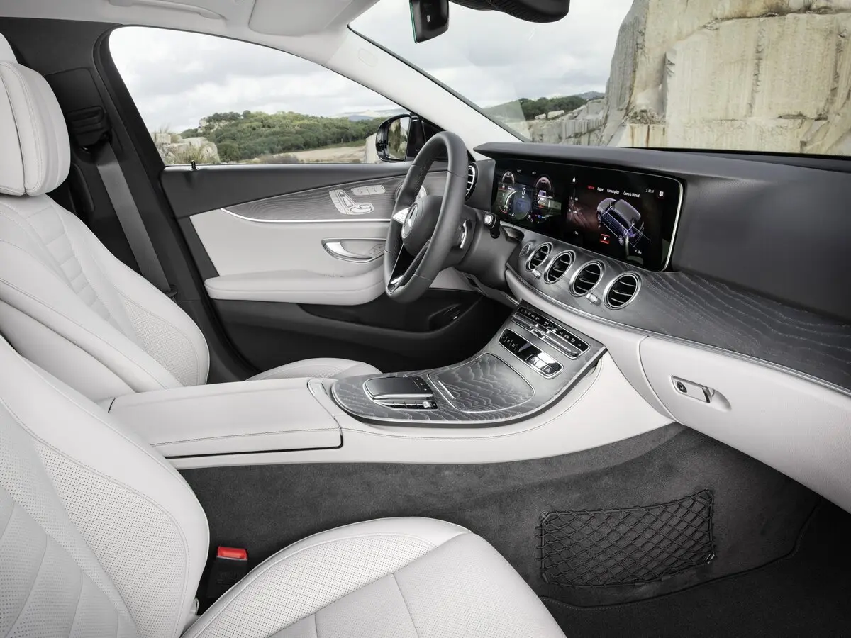 Mercedes-Benz E-Класс V (W213, S213, C238) Рестайлинг Универсал 5 дв. All-Terrain — фото 7