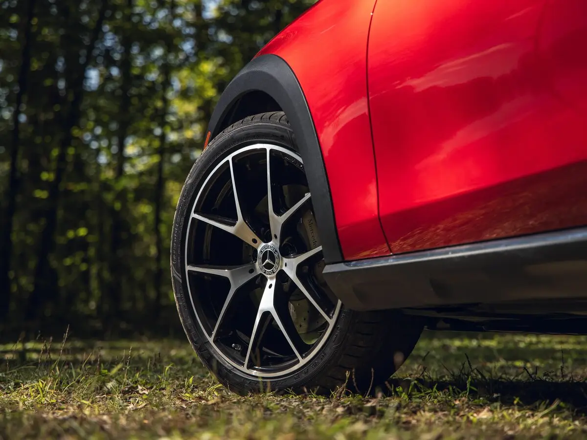 Mercedes-Benz E-Класс V (W213, S213, C238) Рестайлинг Универсал 5 дв. All-Terrain — фото 14