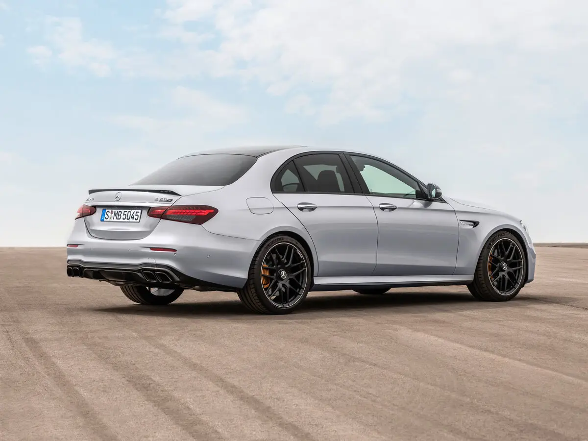 Mercedes-Benz E-Класс AMG V (W213) Рестайлинг Седан — фото 5