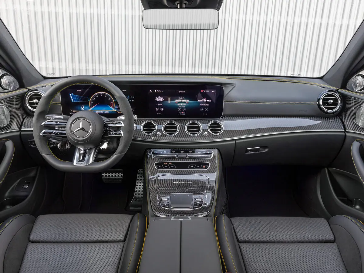 Mercedes-Benz E-Класс AMG V (W213) Рестайлинг Седан — фото 6