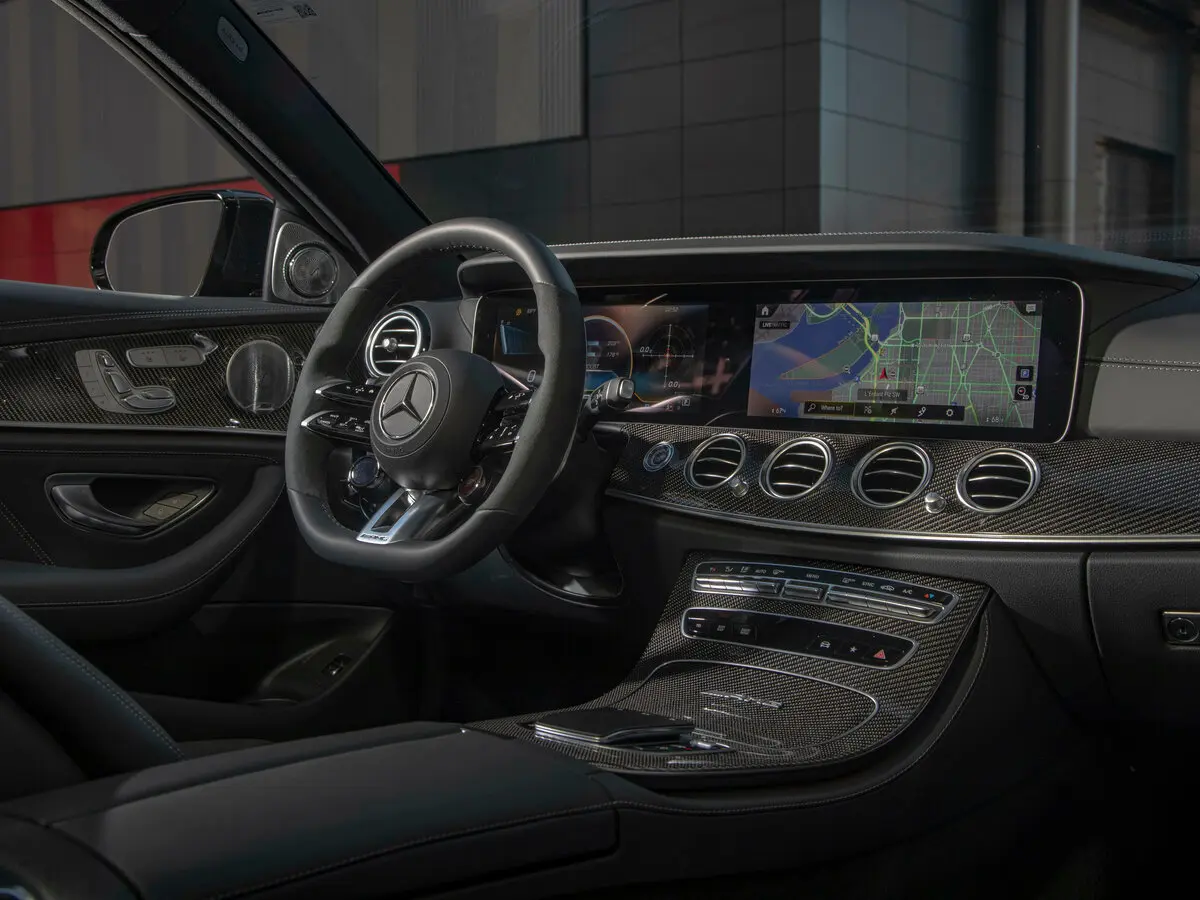Mercedes-Benz E-Класс AMG V (W213) Рестайлинг Седан — фото 7