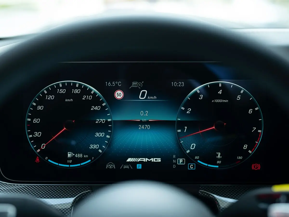 Mercedes-Benz E-Класс AMG V (W213) Рестайлинг Седан — фото 9