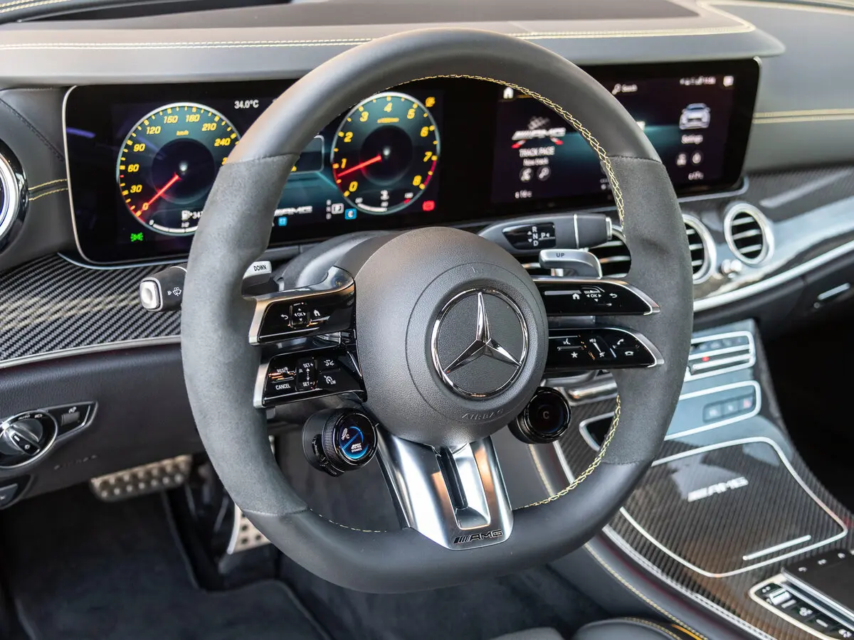 Mercedes-Benz E-Класс AMG V (W213) Рестайлинг Седан — фото 10