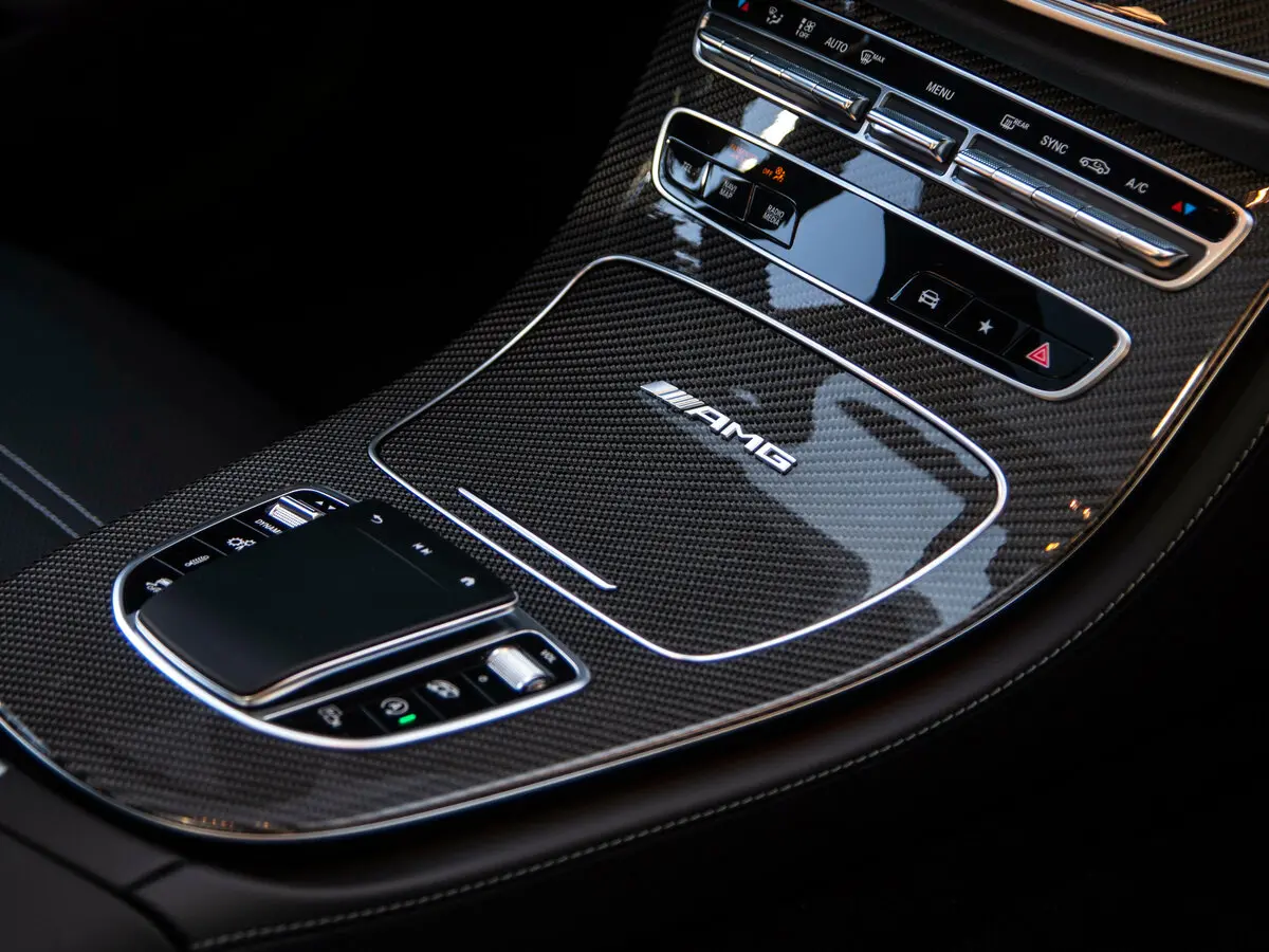 Mercedes-Benz E-Класс AMG V (W213) Рестайлинг Седан — фото 13
