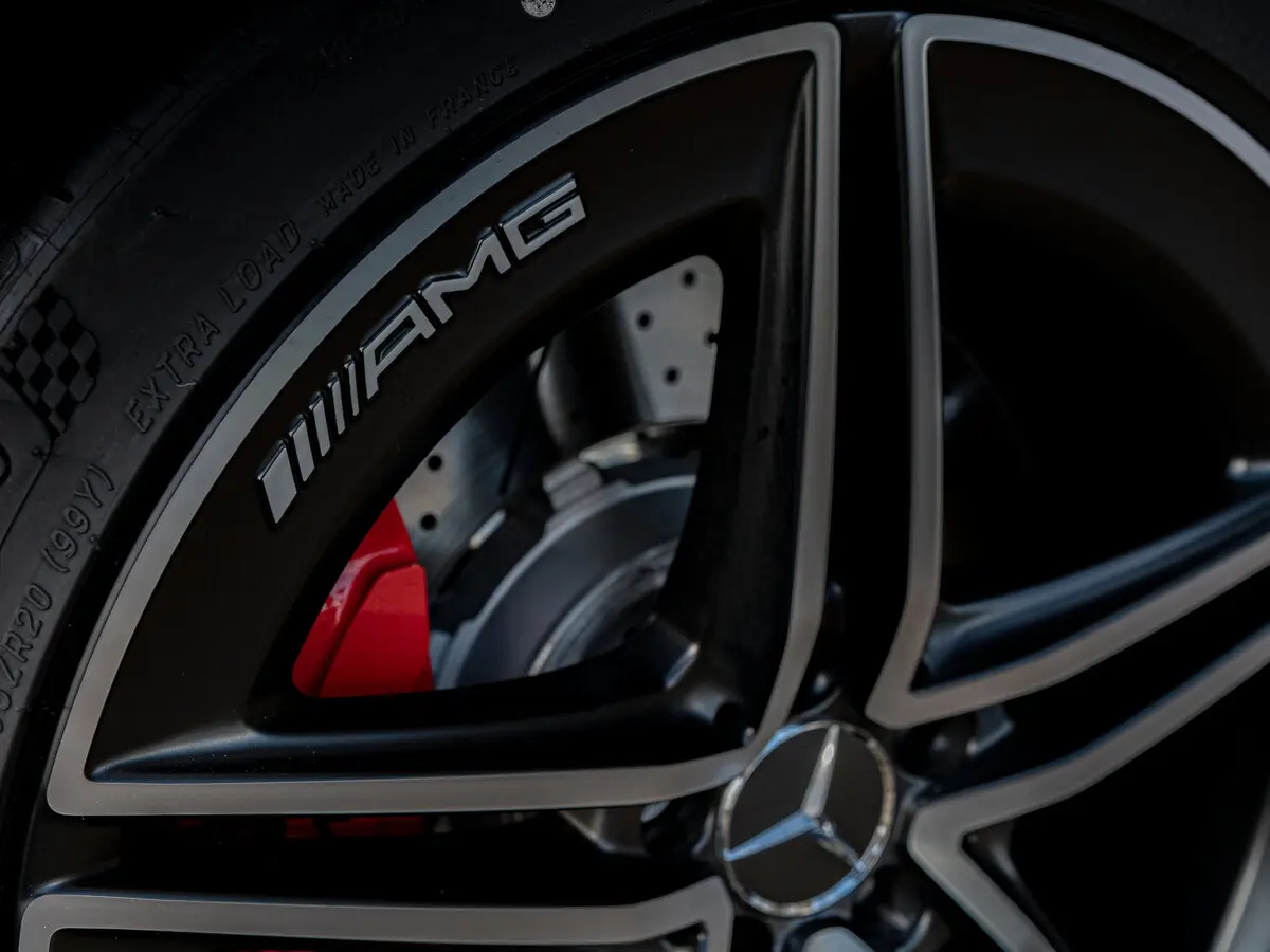 Mercedes-Benz E-Класс AMG V (W213) Рестайлинг Седан — фото 18