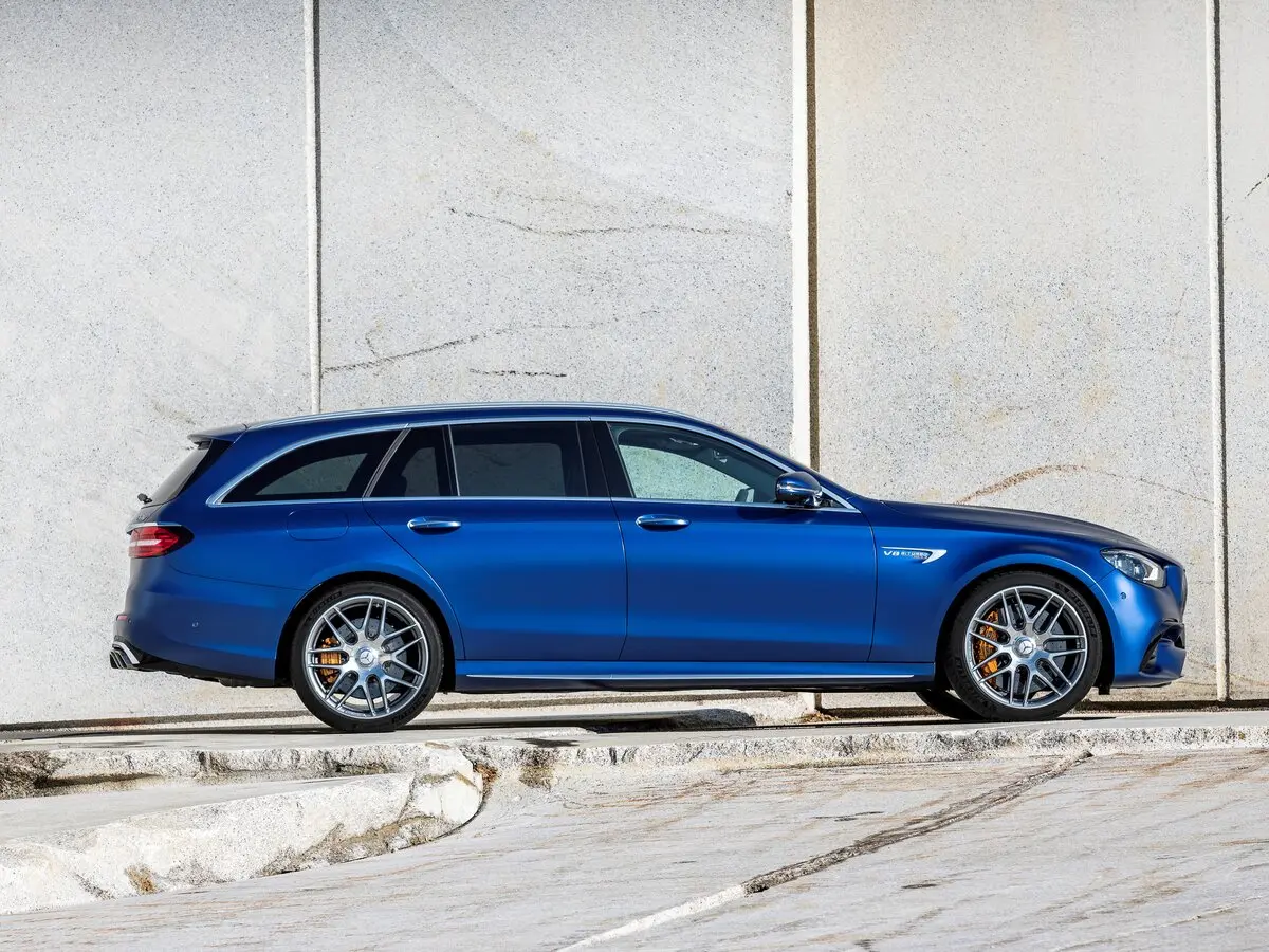 Mercedes-Benz E-Класс AMG V (W213) Рестайлинг Универсал 5 дв. — фото 2