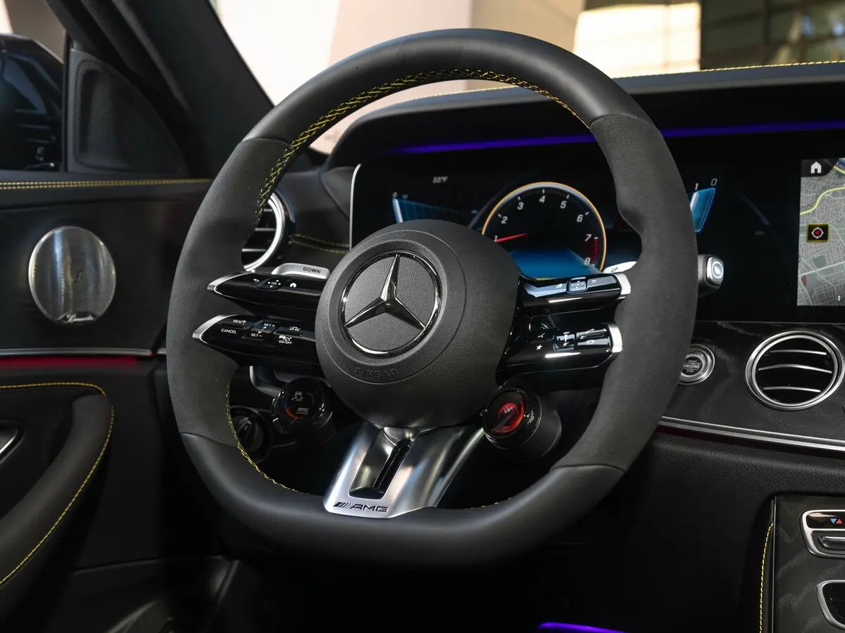 Mercedes-Benz E-Класс AMG V (W213) Рестайлинг Универсал 5 дв. — фото 9