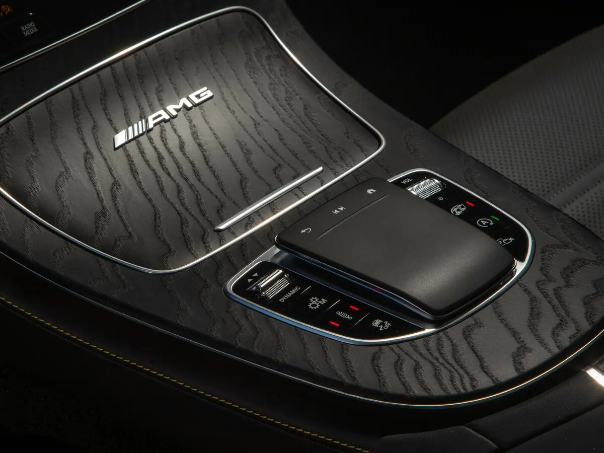 Mercedes-Benz E-Класс AMG V (W213) Рестайлинг Универсал 5 дв. — фото 12