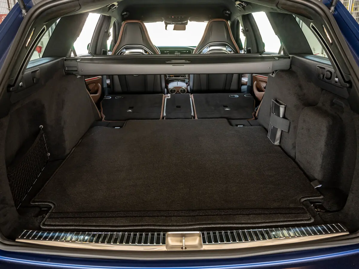 Mercedes-Benz E-Класс AMG V (W213) Рестайлинг Универсал 5 дв. — фото 13