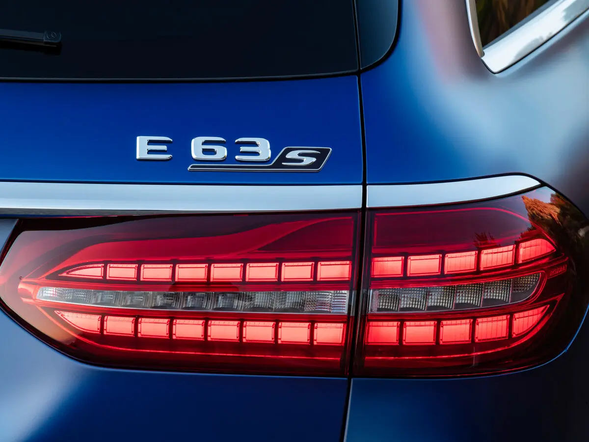 Mercedes-Benz E-Класс AMG V (W213) Рестайлинг Универсал 5 дв. — фото 15