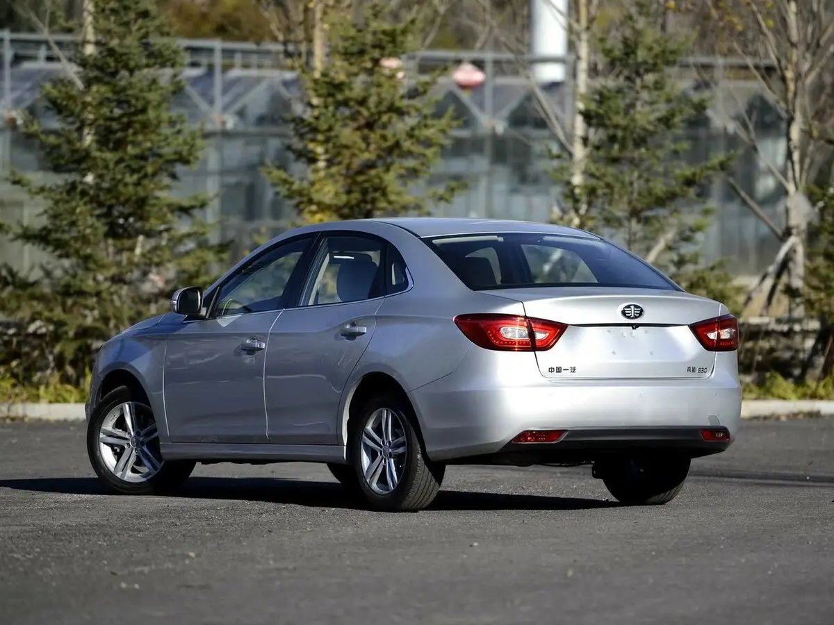 FAW Besturn B30 I Седан — сүрөт 5