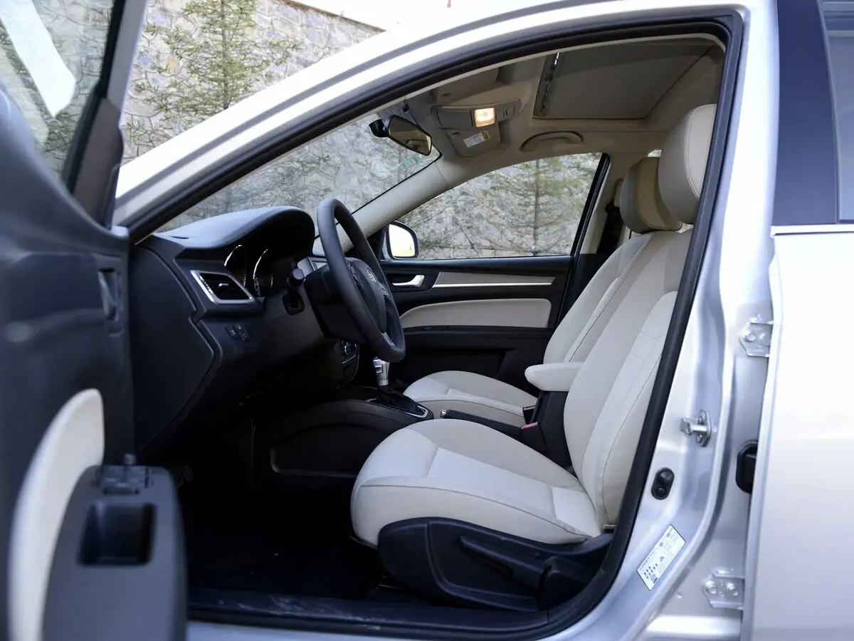 FAW Besturn B30 I Седан — сүрөт 6