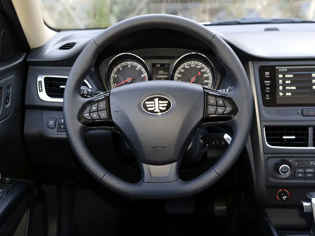 FAW Besturn B30 I Седан — сүрөт 8