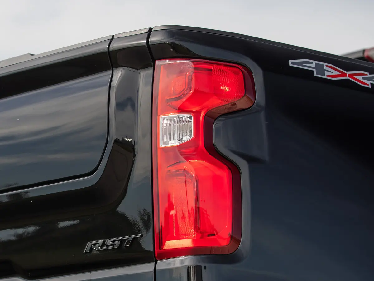 Chevrolet Silverado IV (T1XX) Пикап Двойная кабина Crew — photo 16
