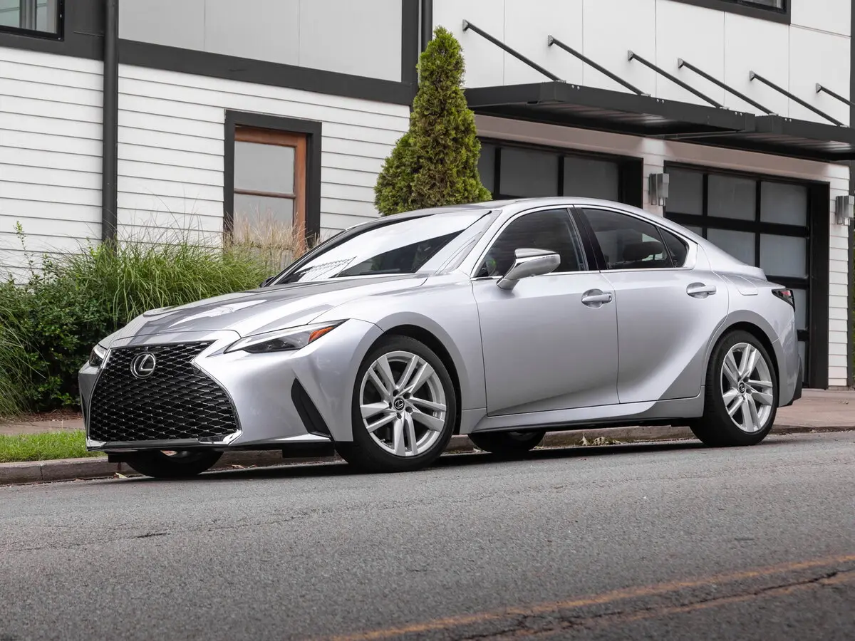 Lexus IS III Рестайлинг 2
