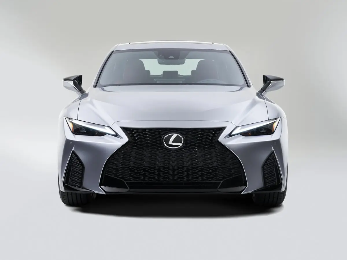 Lexus IS III Рестайлинг 2 Седан — фото 3