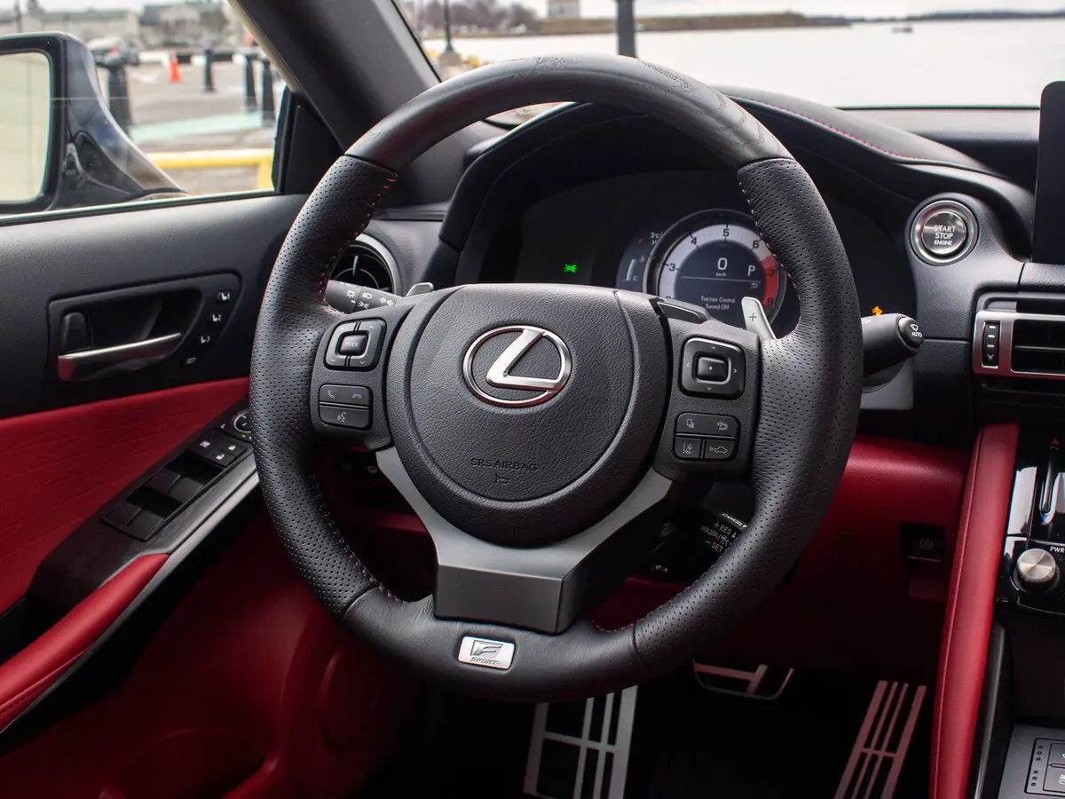 Lexus IS III Рестайлинг 2 Седан — фото 10