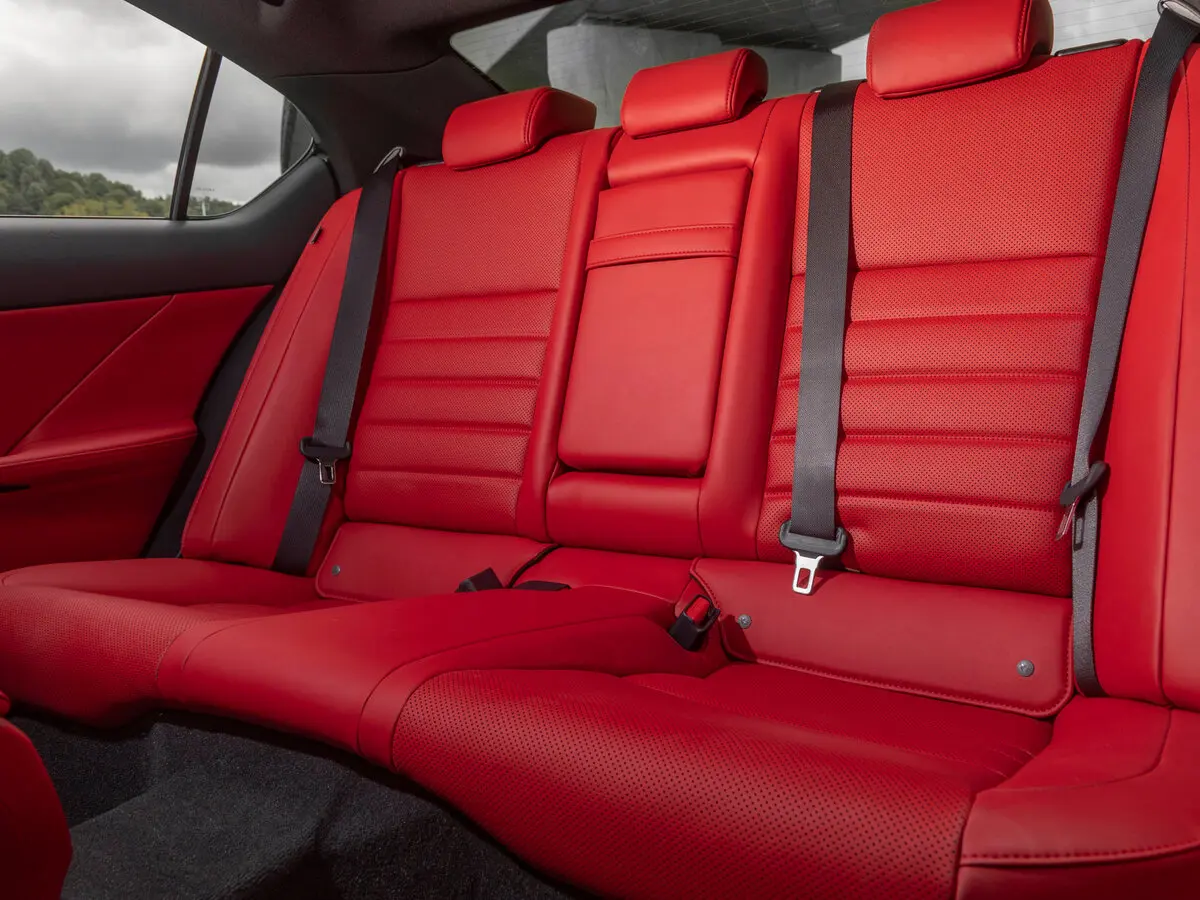 Lexus IS III Рестайлинг 2 Седан — фото 12
