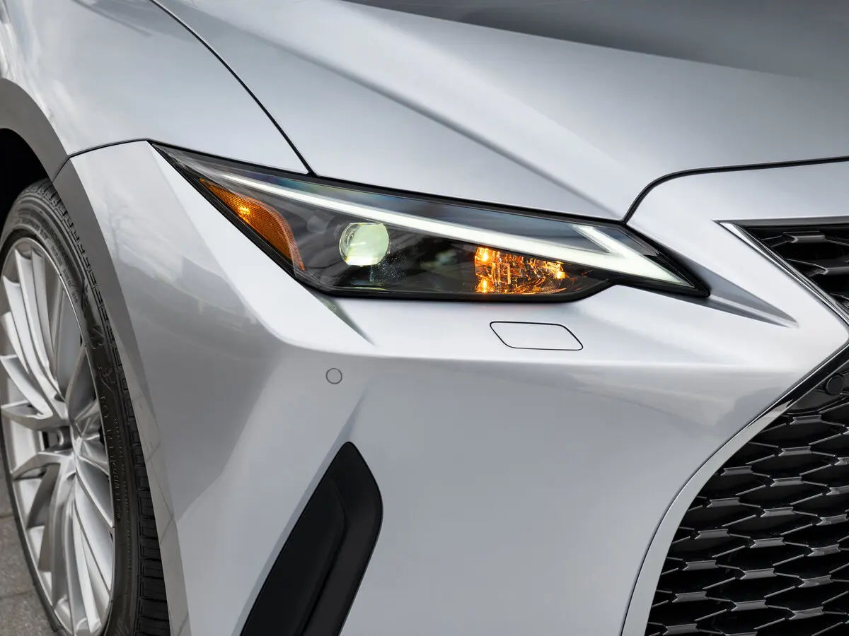 Lexus IS III Рестайлинг 2 Седан — фото 17