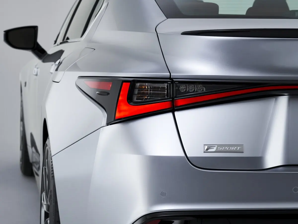 Lexus IS III Рестайлинг 2 Седан — фото 18