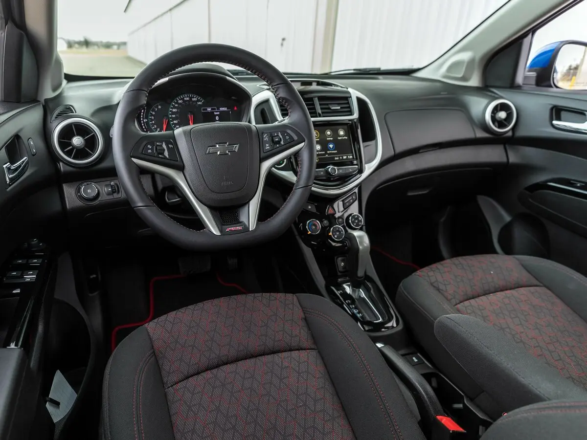Chevrolet Sonic I Рестайлинг Хэтчбек 5 дв. — сүрөт 6