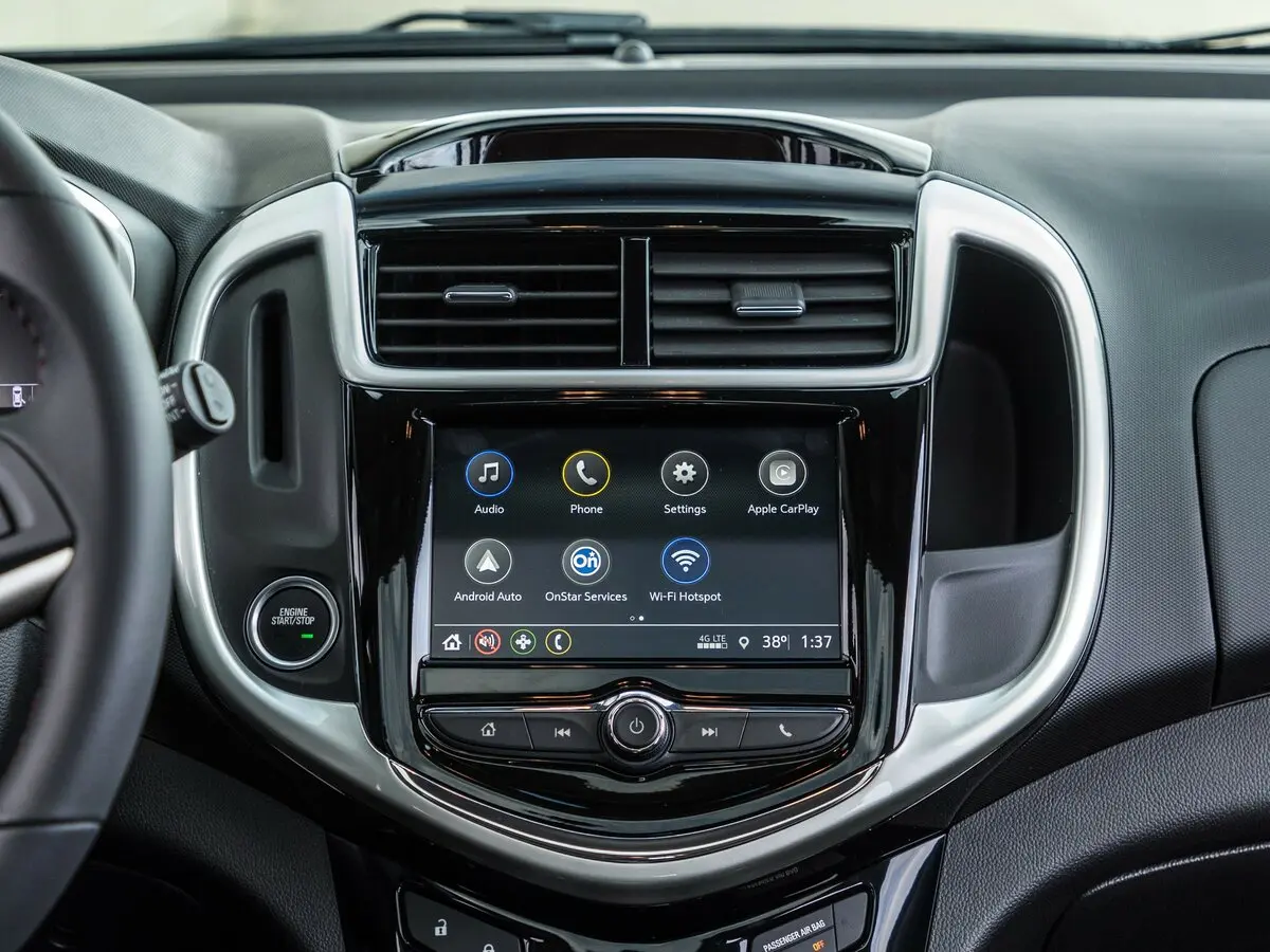 Chevrolet Sonic I Рестайлинг Хэтчбек 5 дв. — сүрөт 16