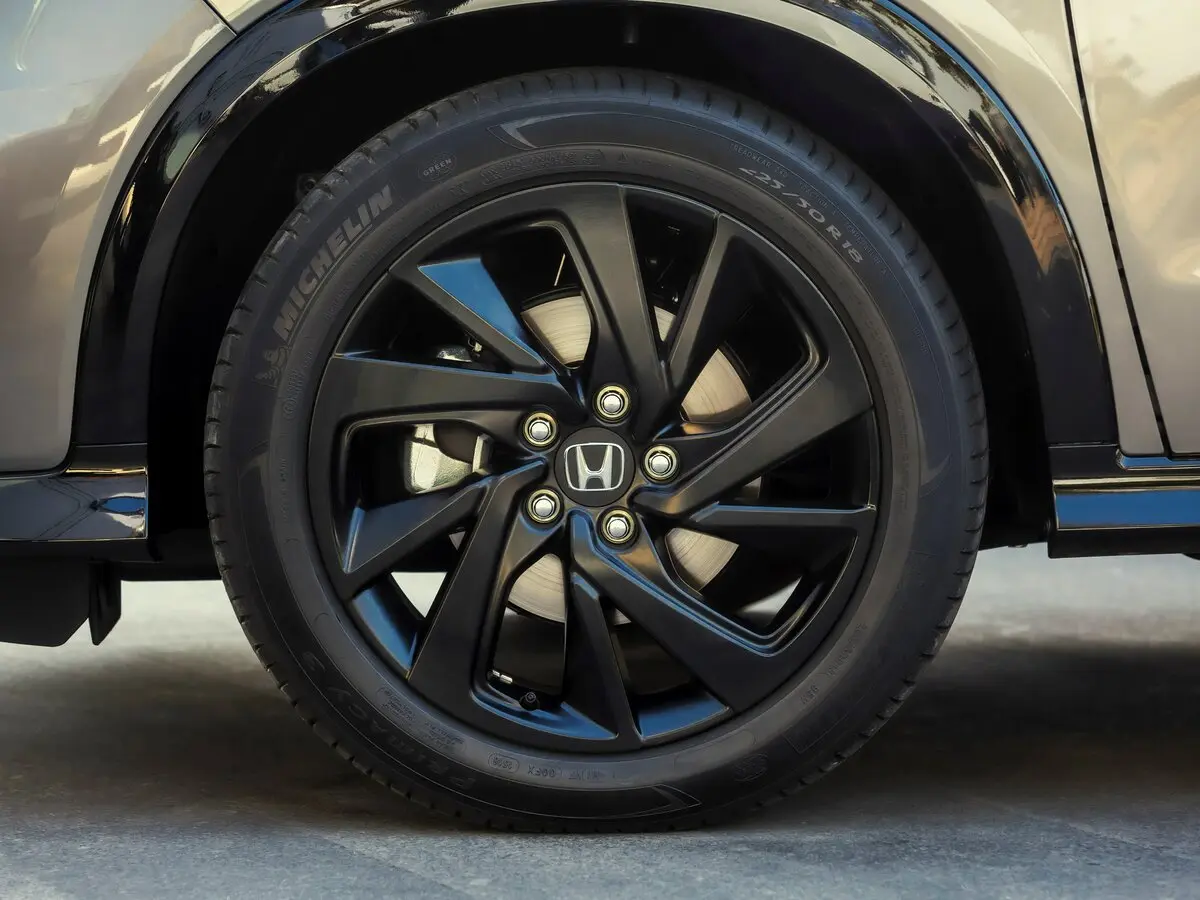Honda HR-V II Рестайлинг Внедорожник 5 дв. — сүрөт 17