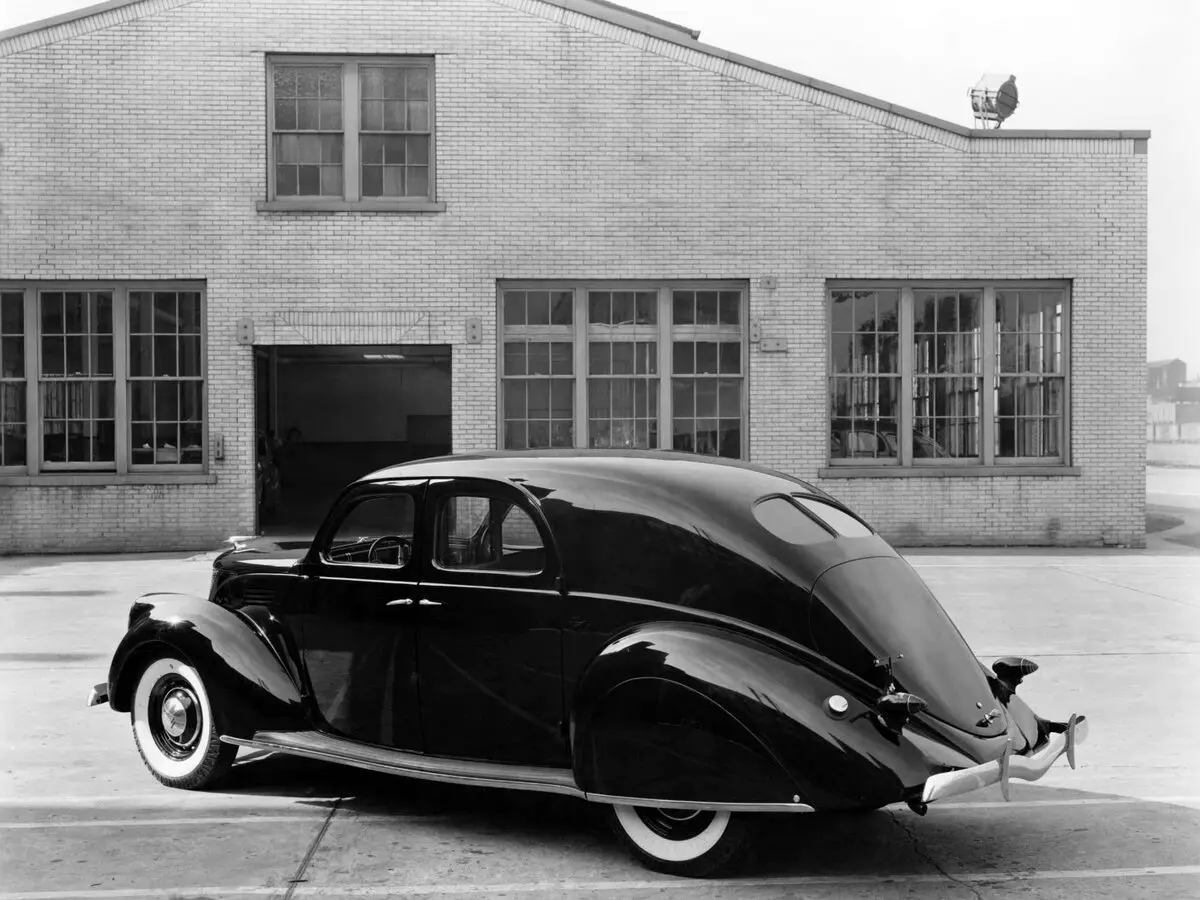 Lincoln Zephyr 1936 – 1942 Седан — сүрөт 4