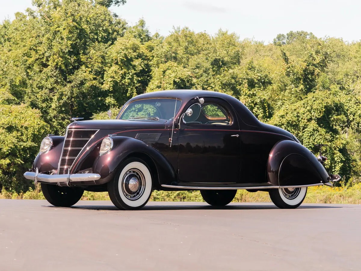 Lincoln Zephyr 1936 – 1942 Купе