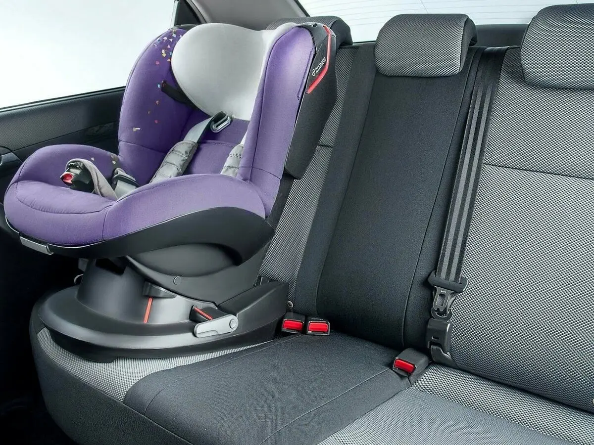 Chevrolet Nexia I Седан — photo 11